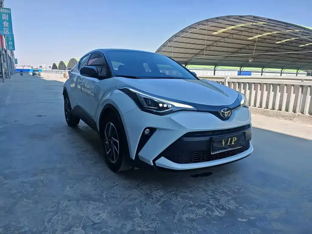 Toyota C-HR — фото 5