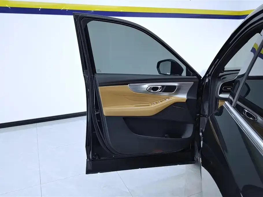 GAC Motor Trumpchi GS8 — фото 8