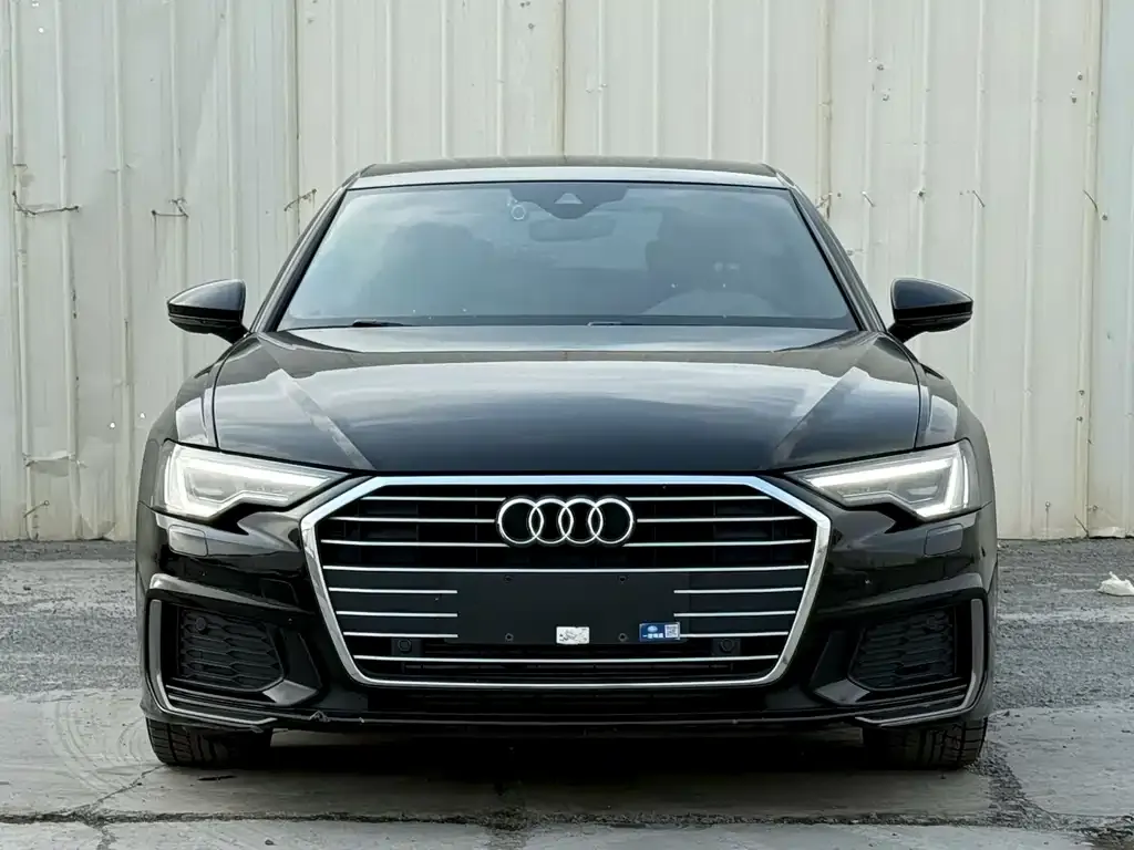 Audi A6L — фото 2