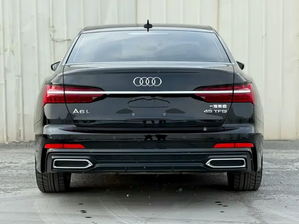 Audi A6L — фото 5