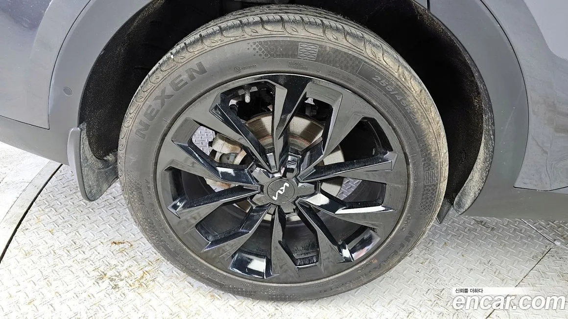 Kia Sorento — фото 7