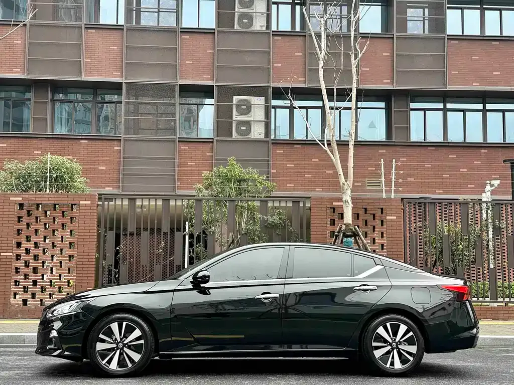 Nissan Teana — фото 10