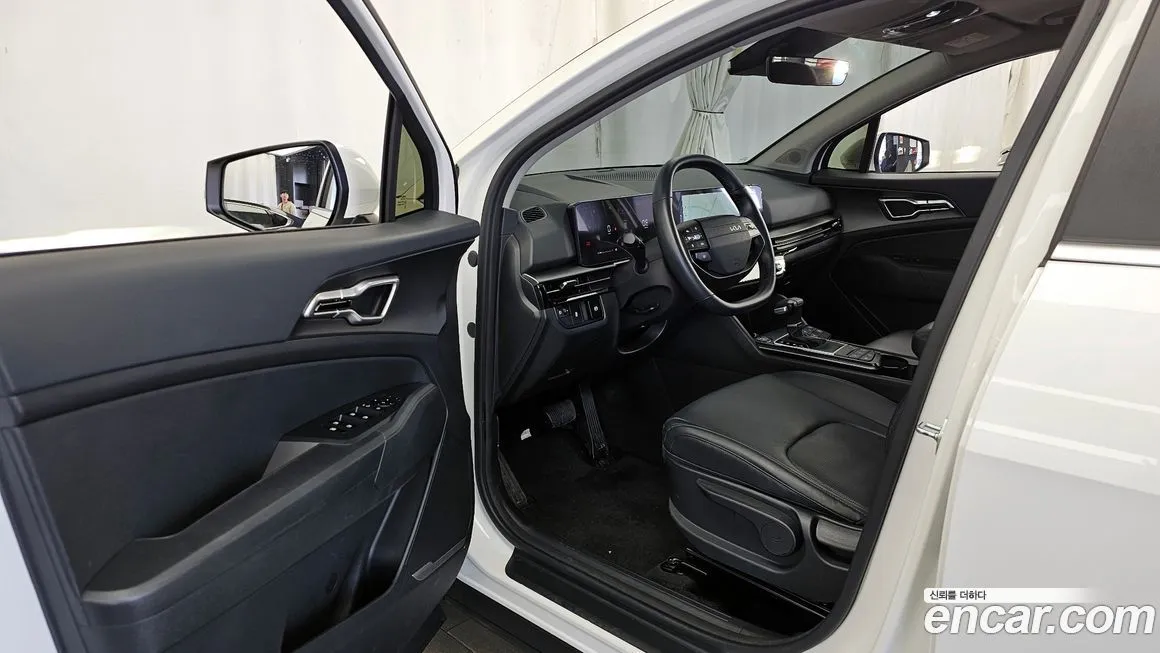 Kia Sportage — фото 9