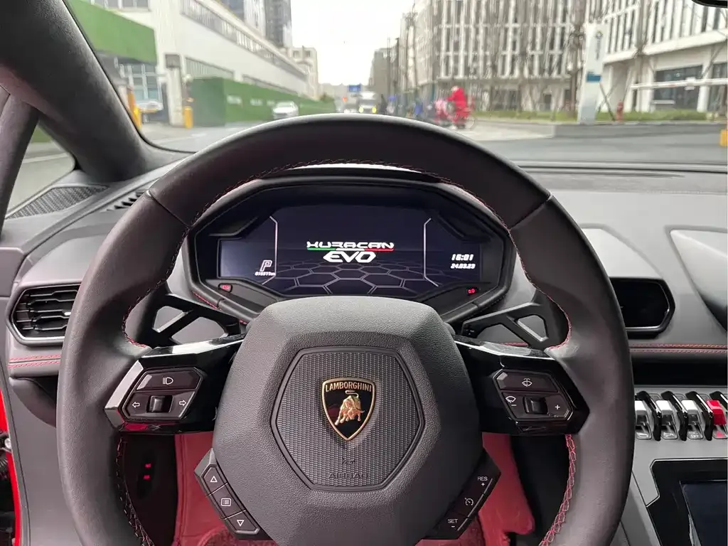 Lamborghini Huracan — фото 4