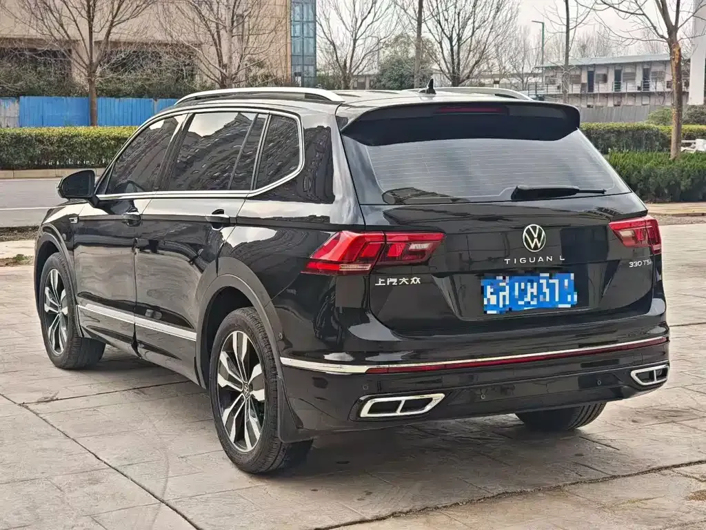 Volkswagen Tiguan L — фото 6