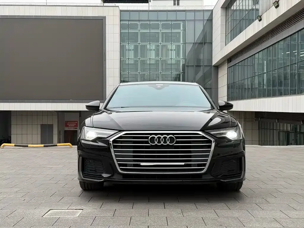 Audi A6L — фото 5