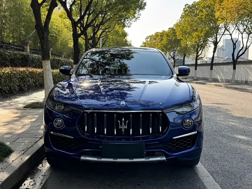 Maserati Levante — фото 8