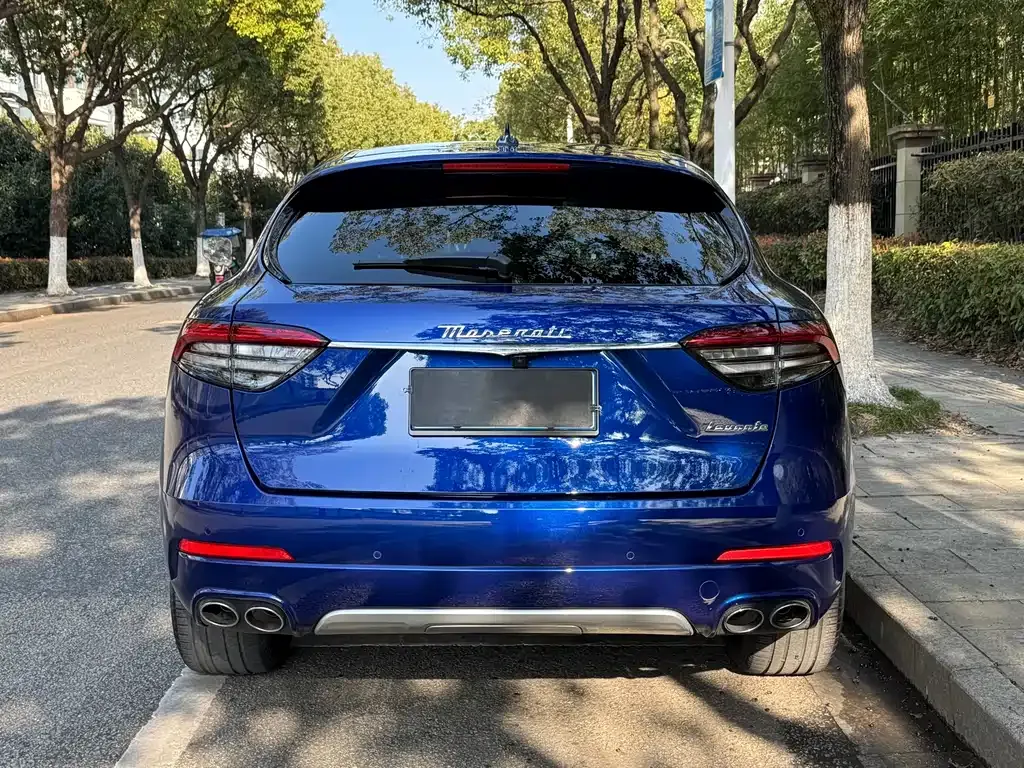 Maserati Levante — фото 5