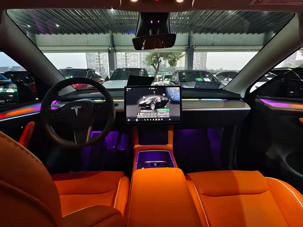 Tesla Model Y — фото 2