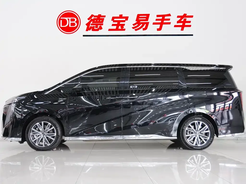 GAC Motor Trumpchi M8 — фото 7