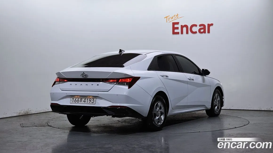Hyundai AVANTE — фото 7