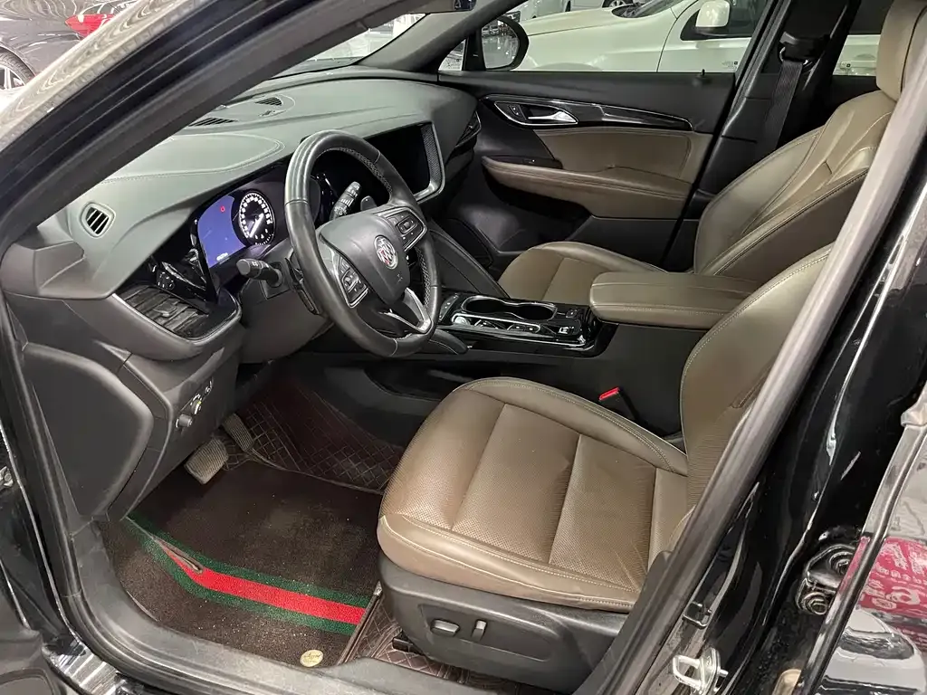 Buick Envision Plus — фото 5
