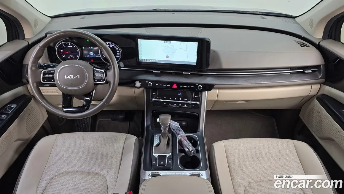 Kia Carnival — фото 6