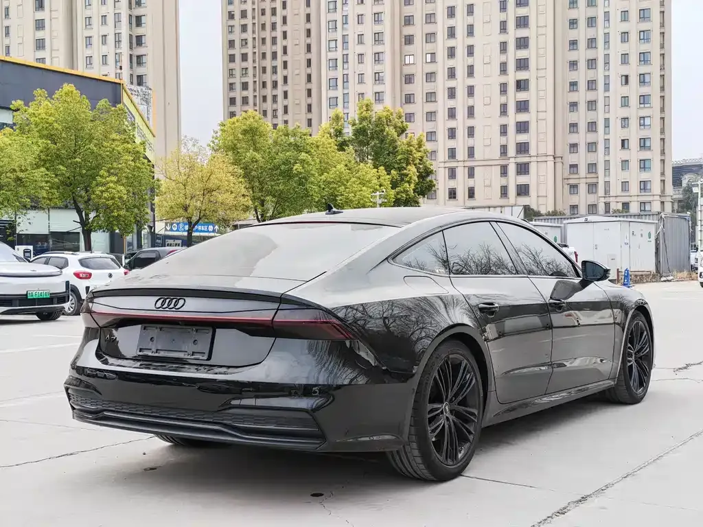 Audi A7 — фото 2