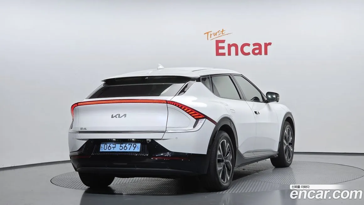 Kia EV6 — фото 2