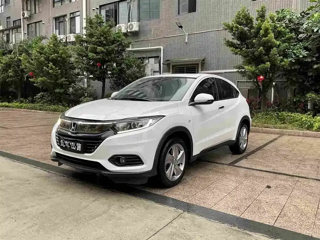 Honda Vezel — фото 1
