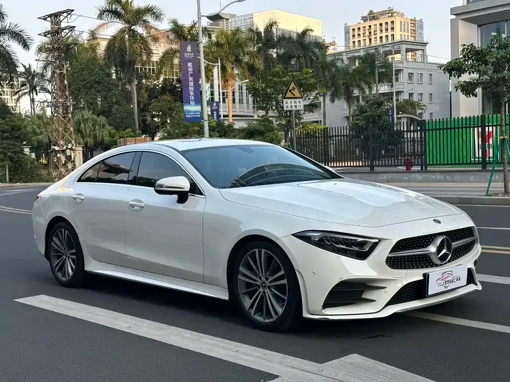 Mercedes-Benz CLS — фото 9