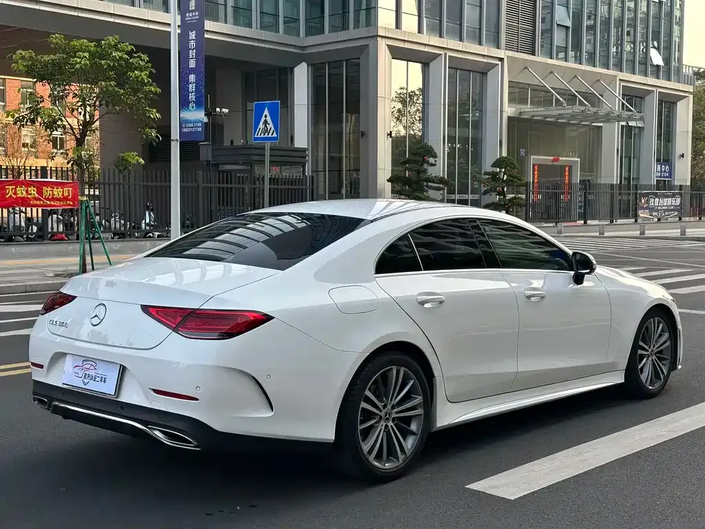 Mercedes-Benz CLS — фото 4