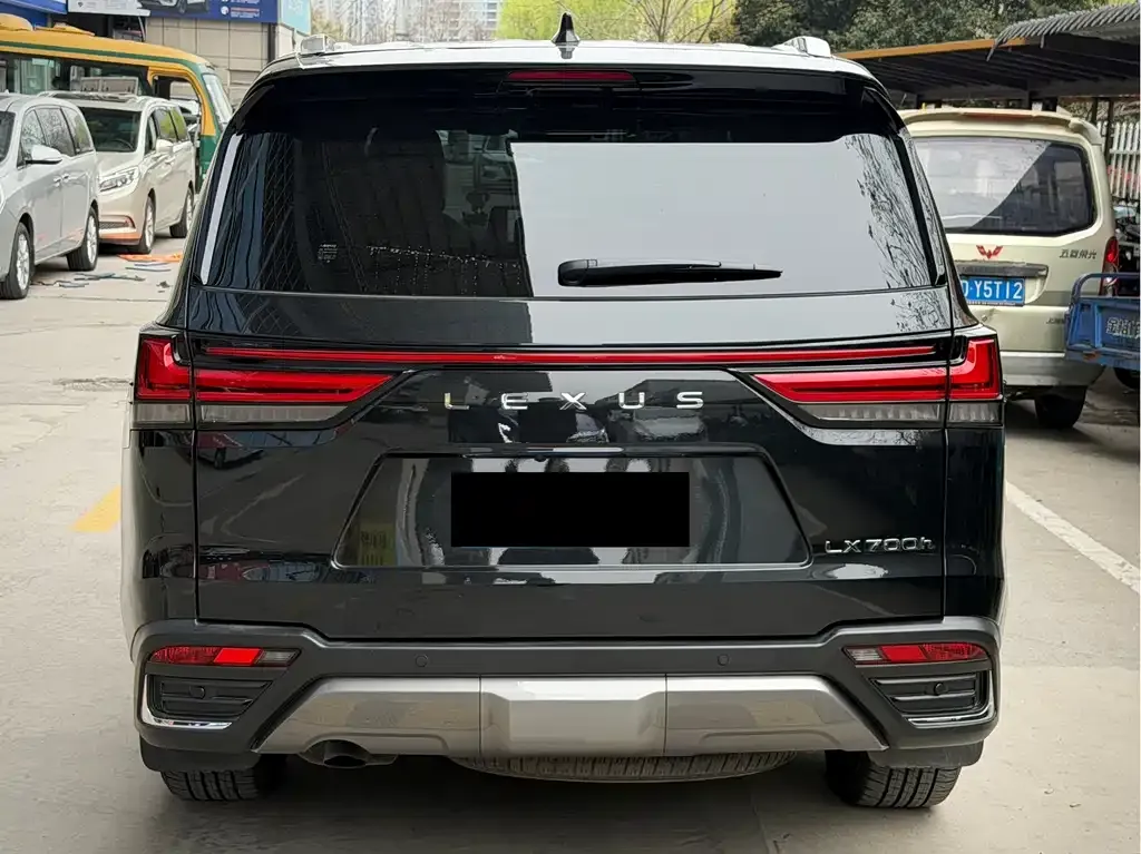 Lexus LX — фото 5