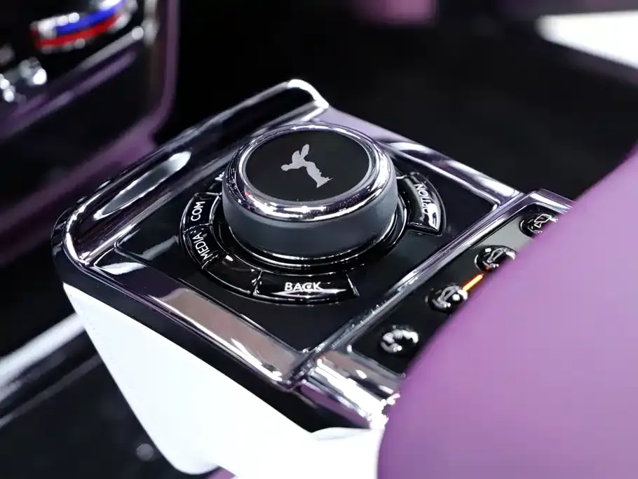 Rolls-Royce Phantom — фото 10