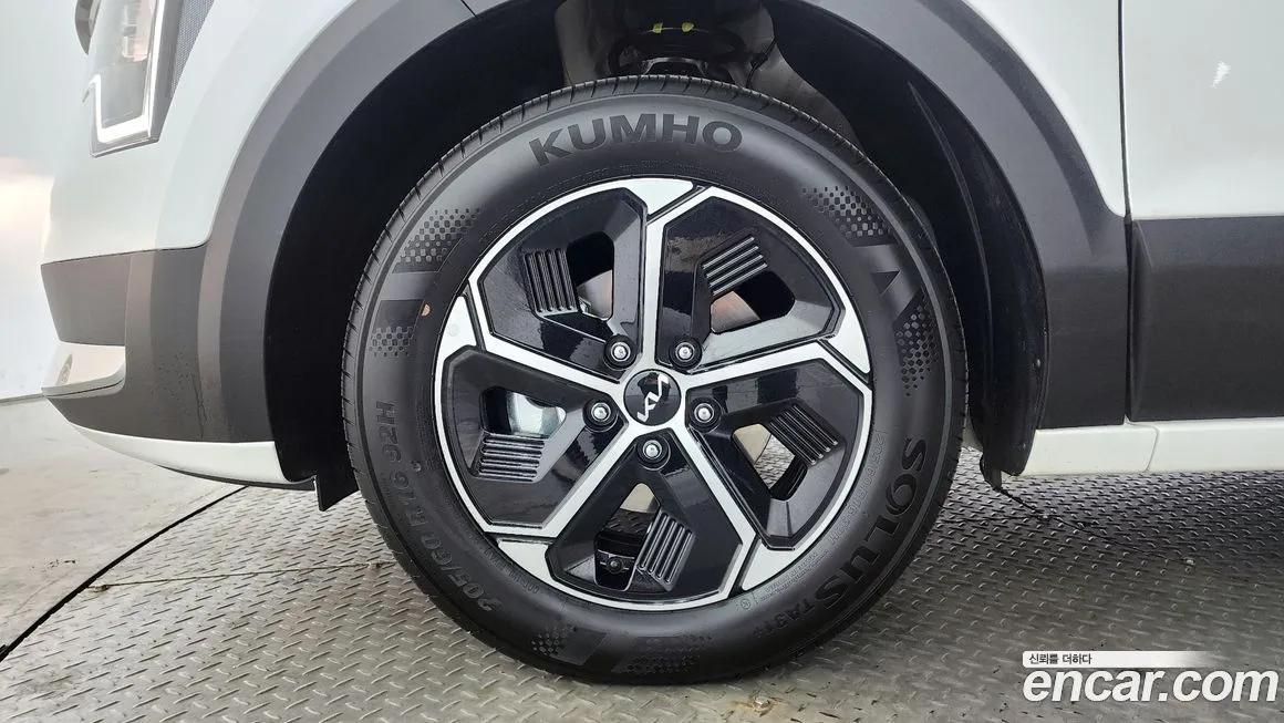 Kia Niro — фото 7