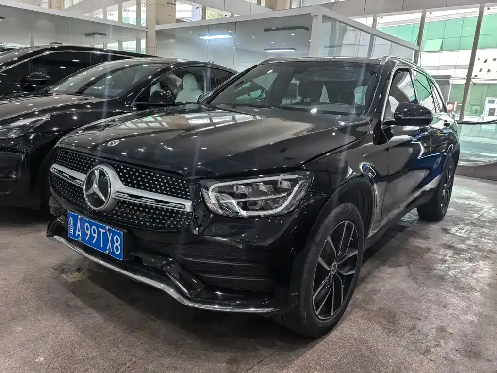 Mercedes-Benz GLC — фото 1