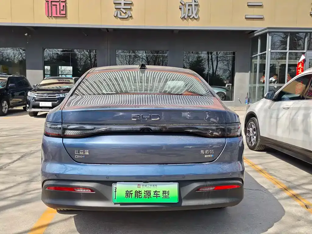 BYD Seal 05 DM-i — фото 2