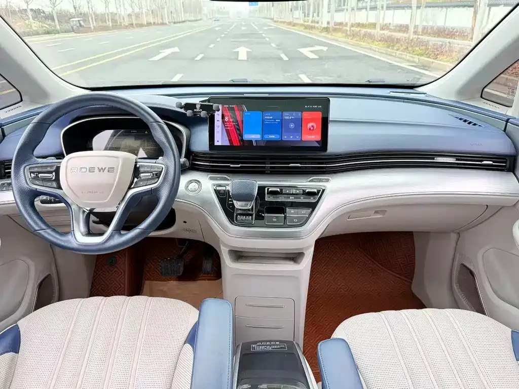 Roewe iMAX8 — фото 7