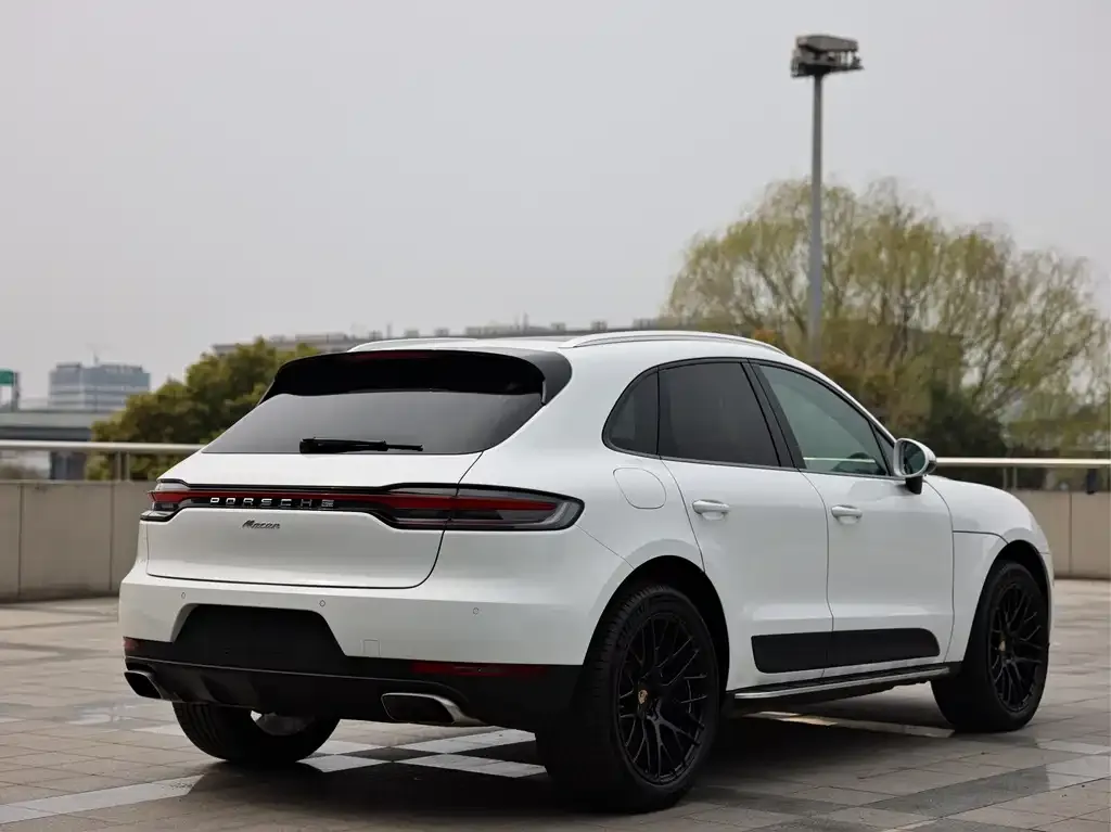 Porsche Macan — фото 6