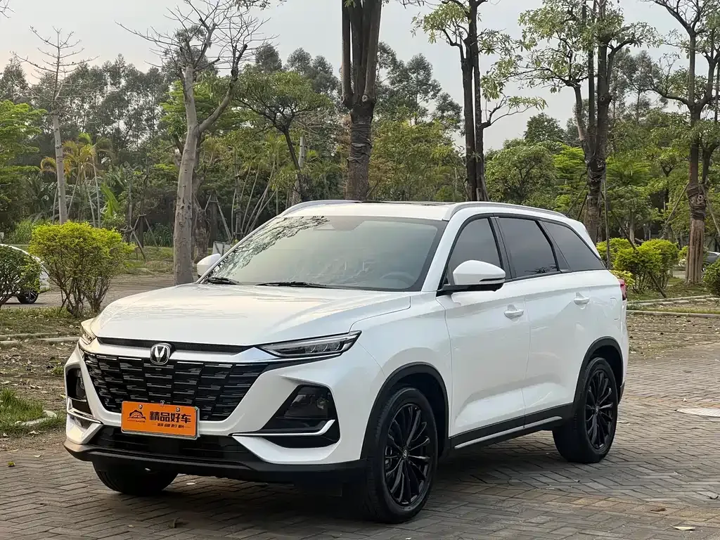 Changan CS75 — фото 1