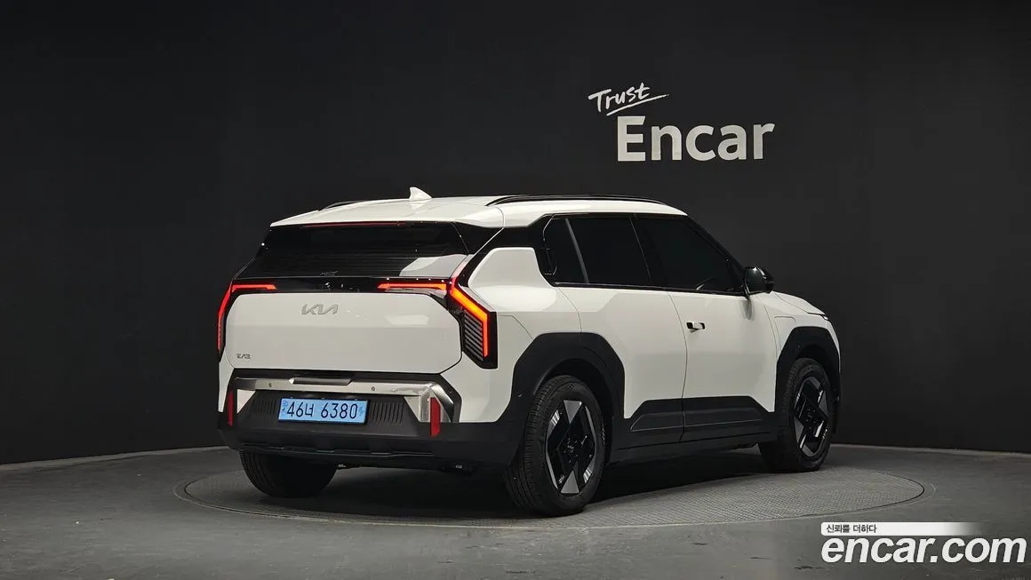 Kia EV3 — фото 2