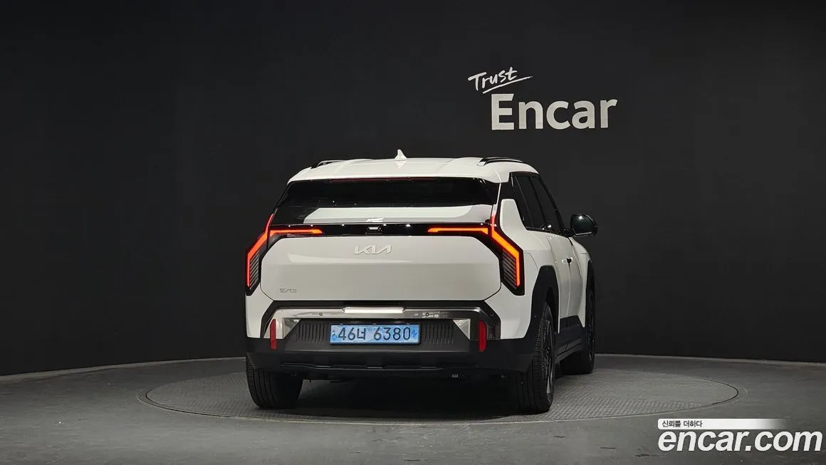Kia EV3 — фото 4