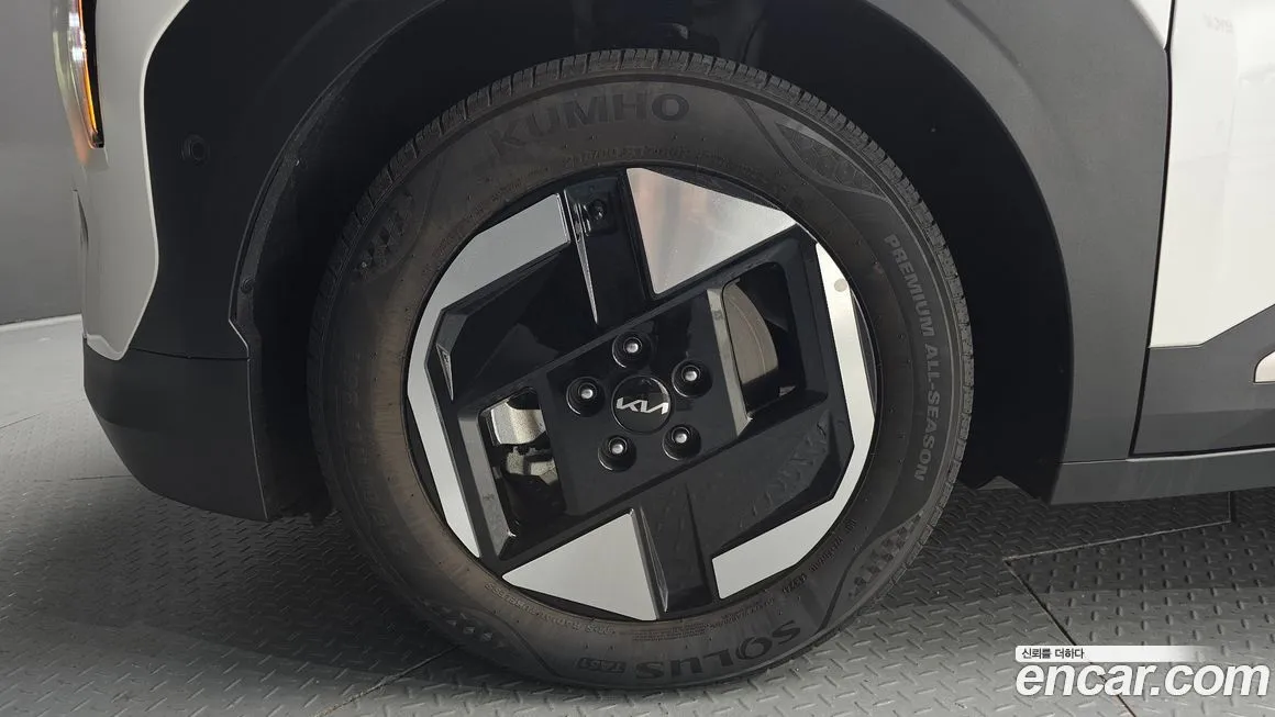 Kia EV3 — фото 3