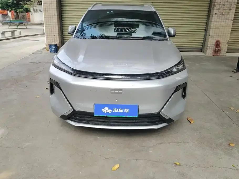 Geely 银河星舰7 — фото 10
