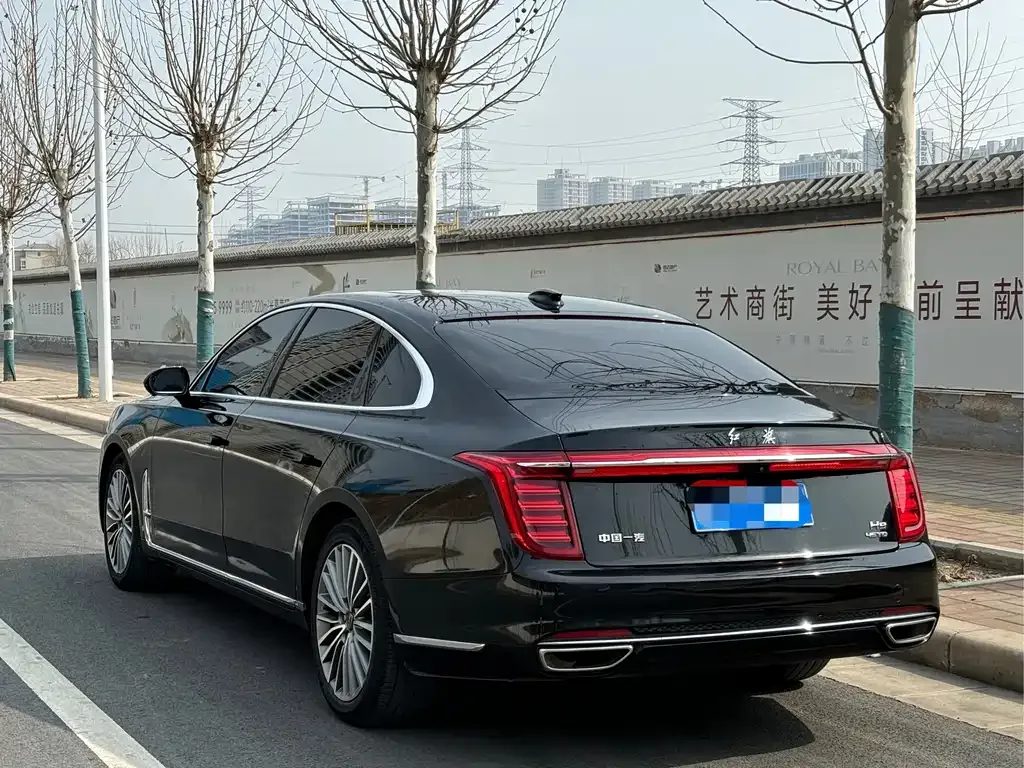 Hongqi H9 — фото 6