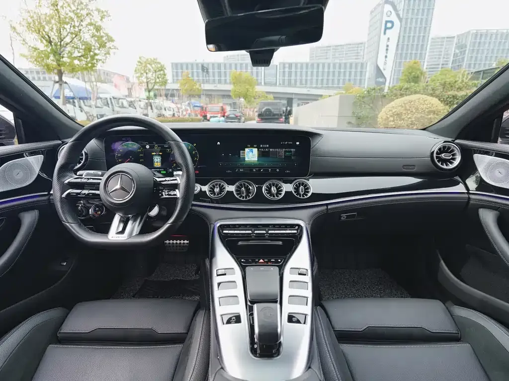 Mercedes-Benz AMG GT — фото 9