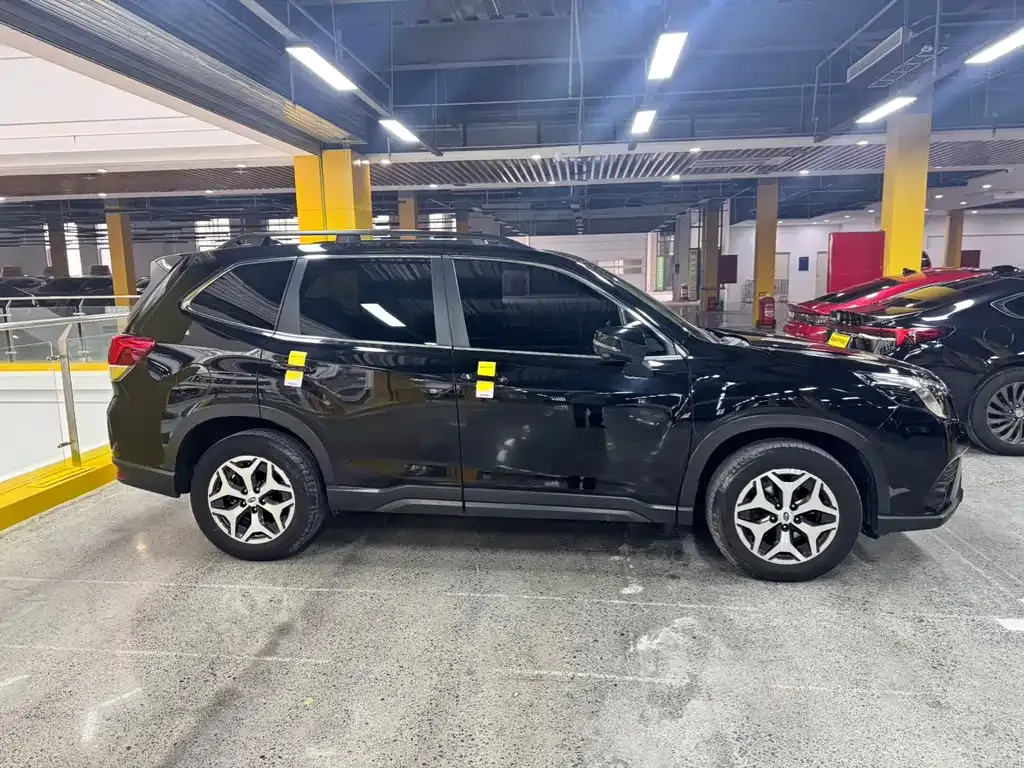 Subaru Forester — фото 6