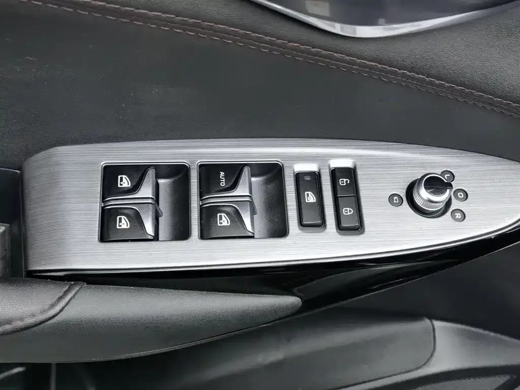 Changan CS75PLUS — фото 10