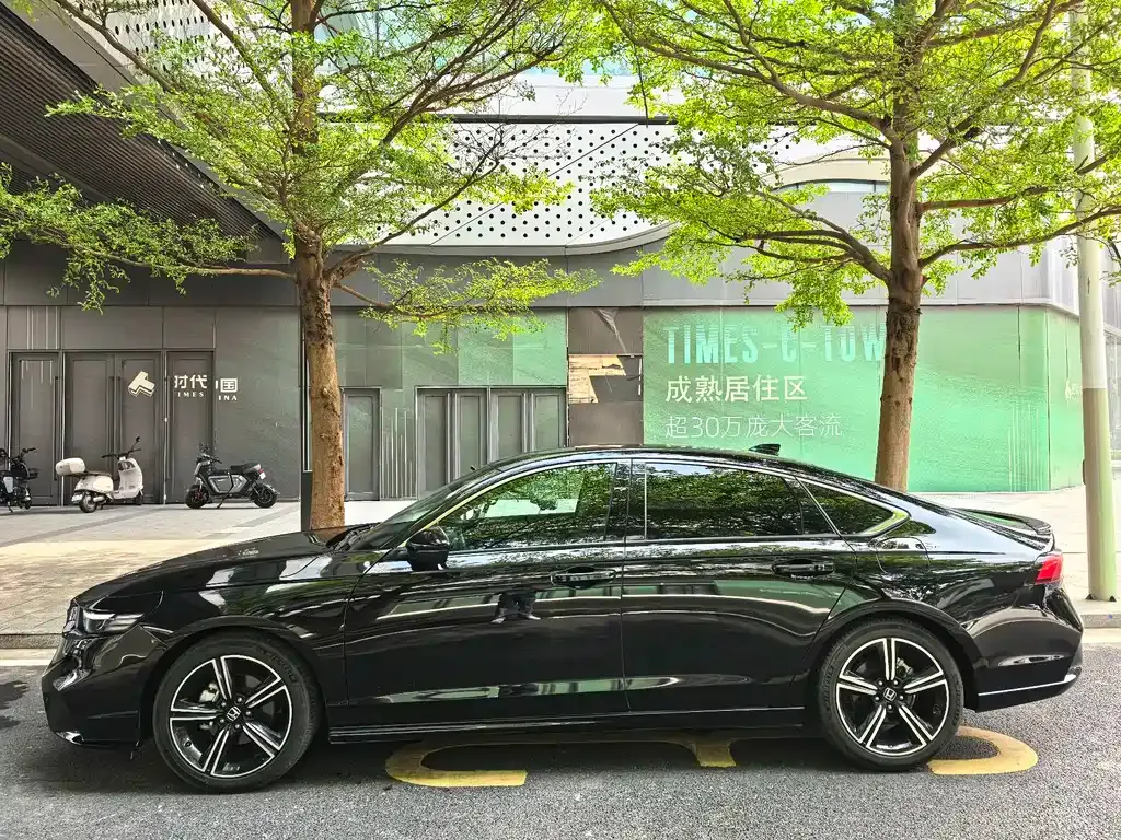 Honda Inspire — фото 5