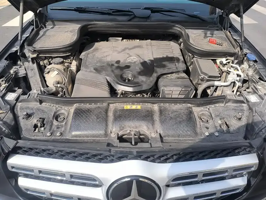 Mercedes-Benz GLS — фото 6