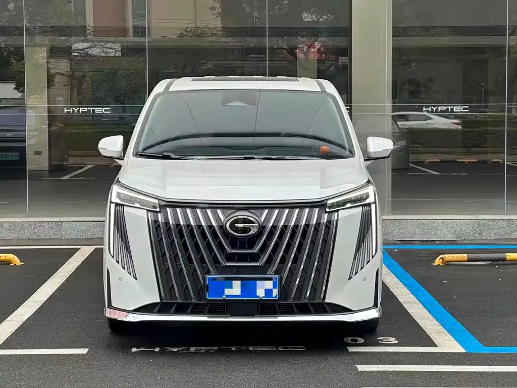 GAC Motor Trumpchi M8 — фото 1