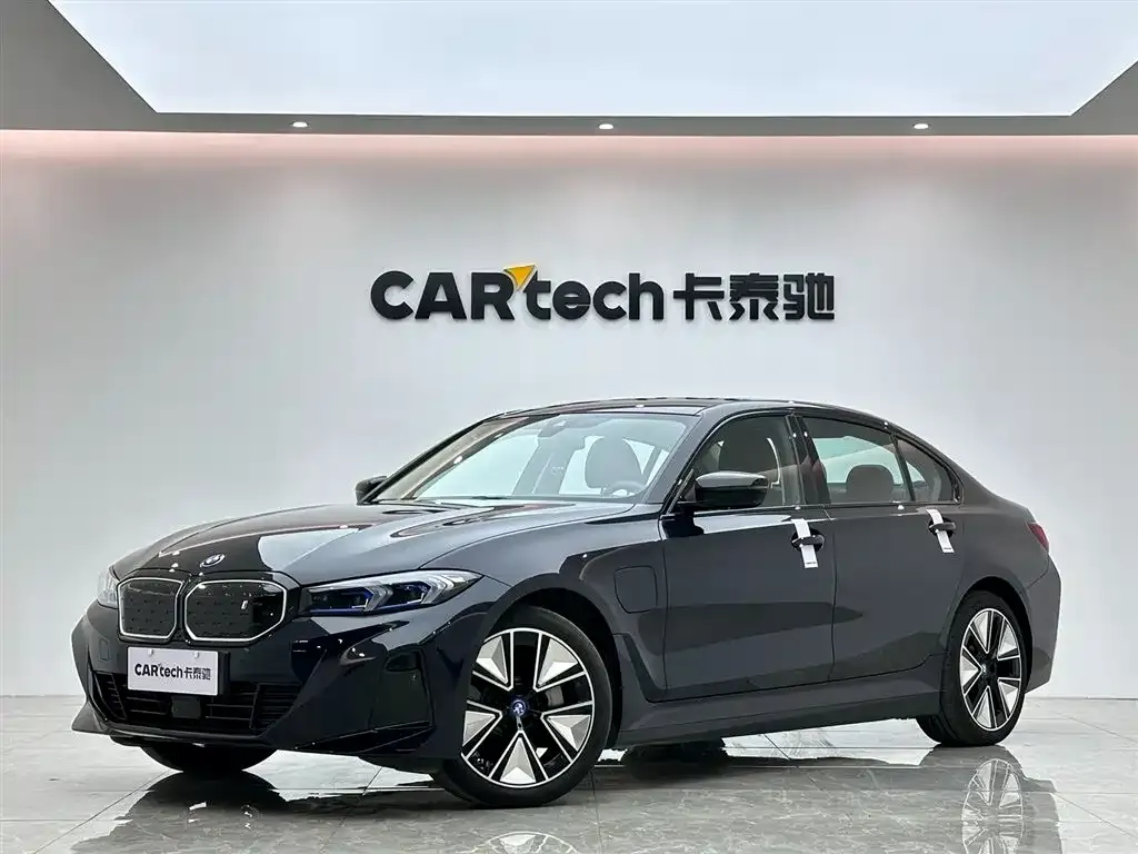 BMW i3 — фото 1