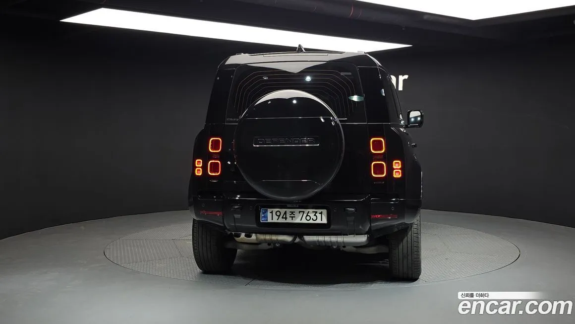 Land Rover Defender — фото 2