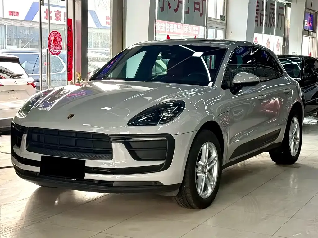 Porsche Macan — фото 1