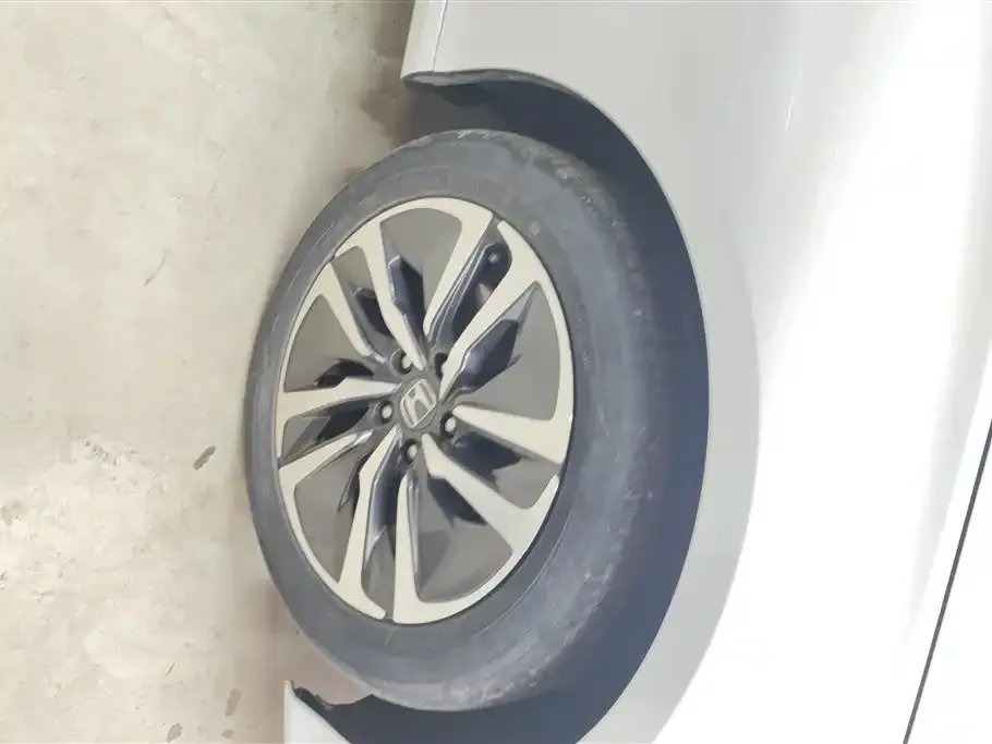Honda Accord — фото 4