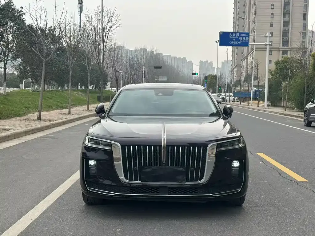 Hongqi H9 — фото 7