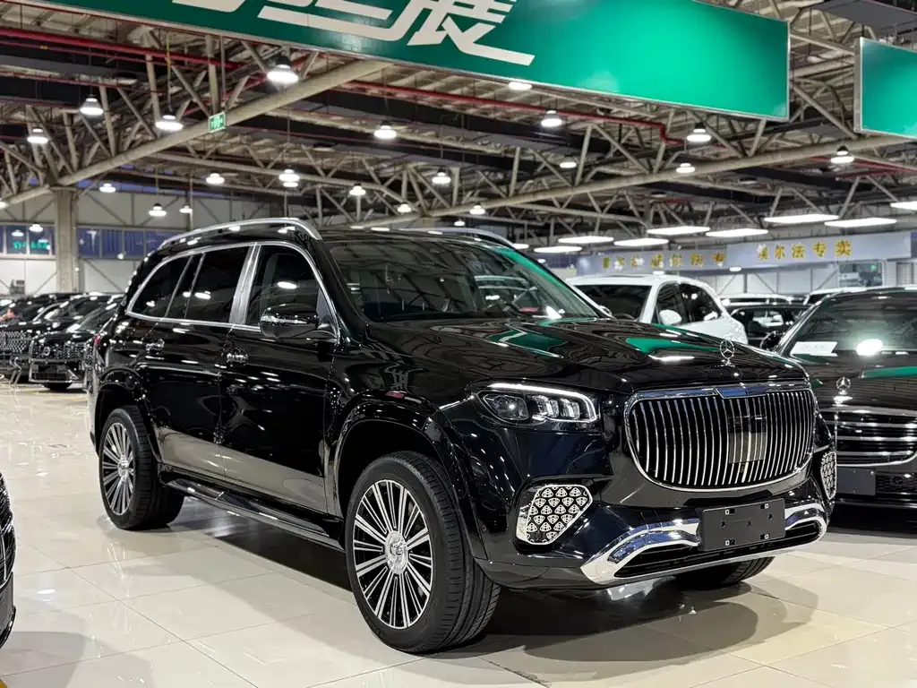 Mercedes-Benz GLS — фото 9