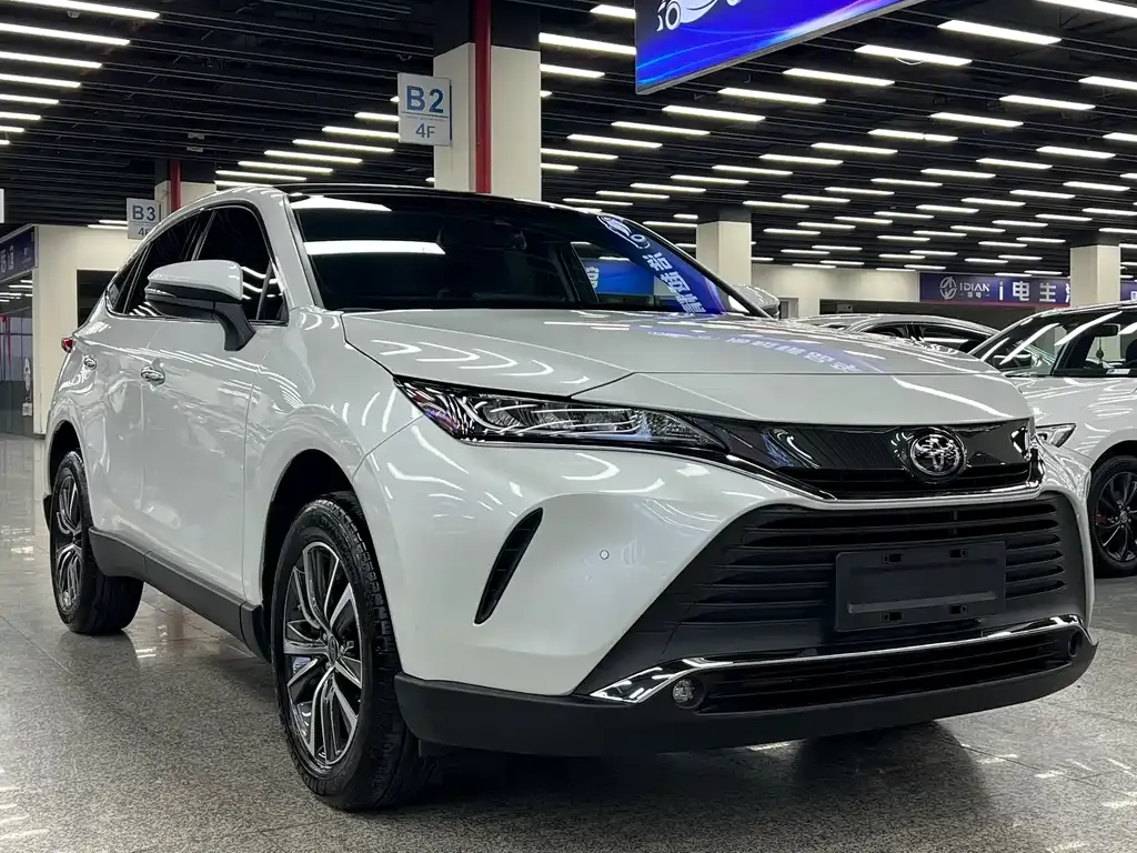 Toyota Harrier — фото 6