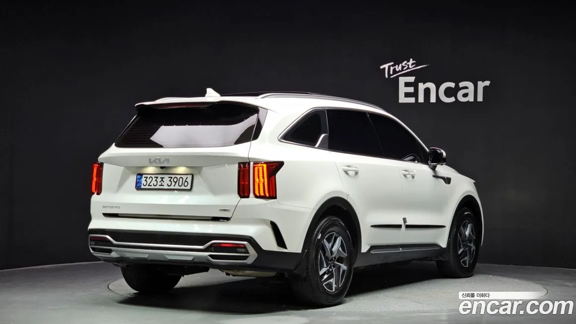 Kia Sorento — фото 3