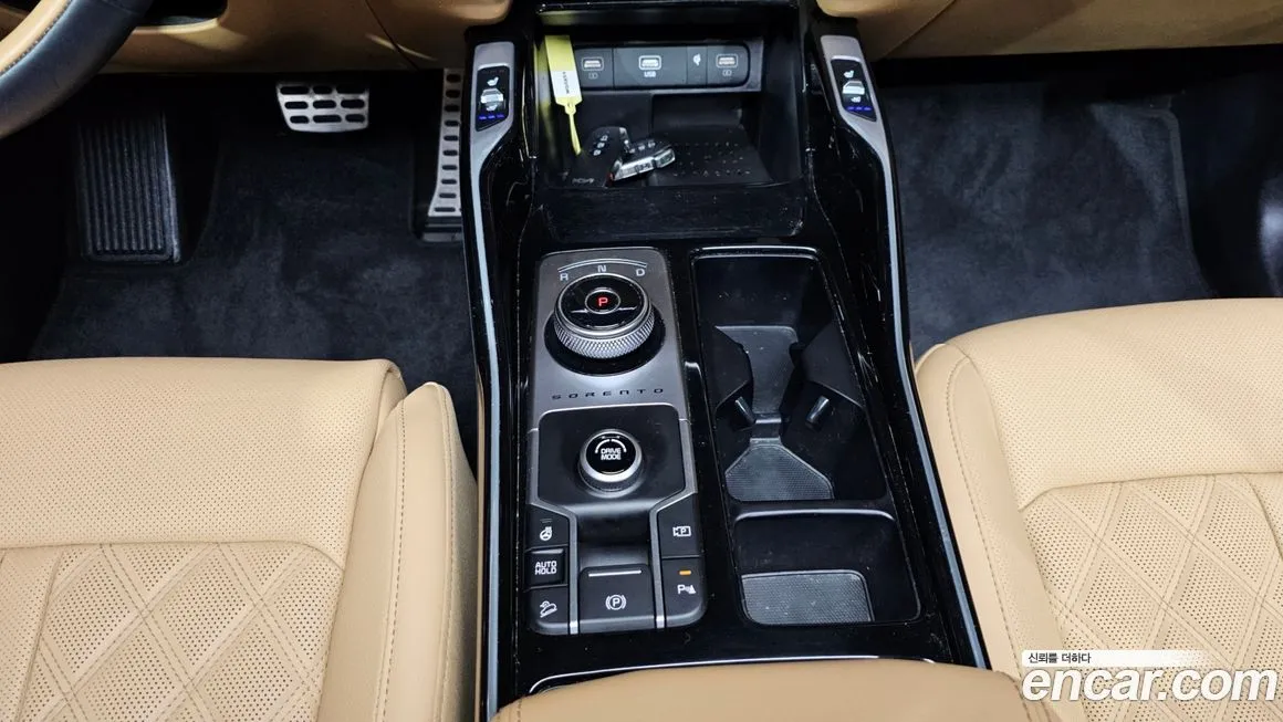 Kia Sorento — фото 9